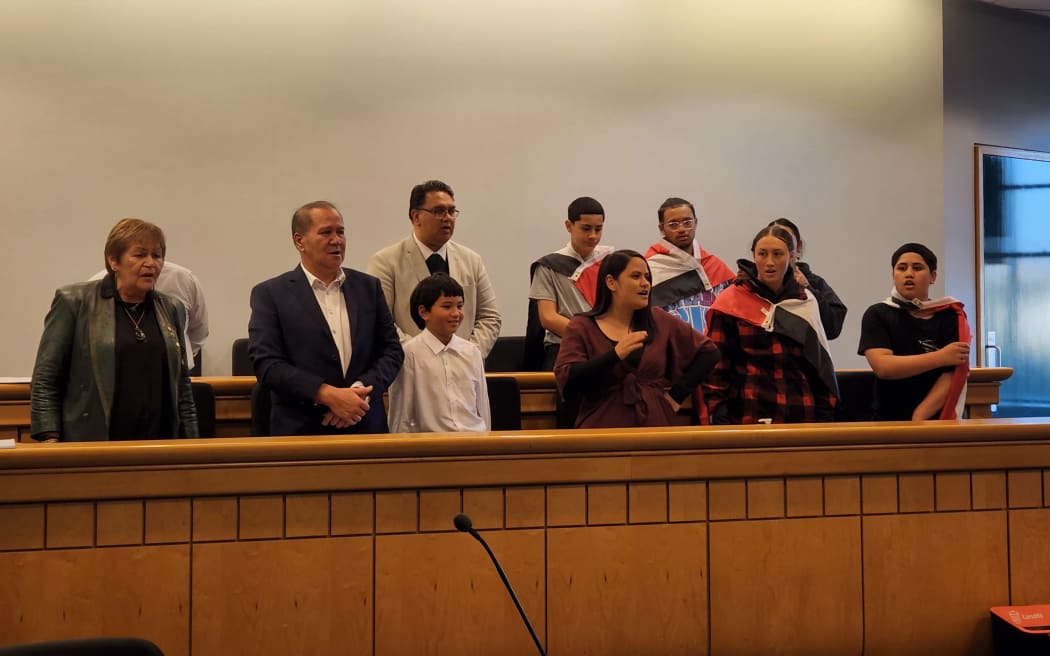 The first day of a hearing into the abolition of a Māori ward in Kaipara District Council concludes with a waiata led by Dame Naida Glavish, chairperson of Ngāti Whātua iwi.