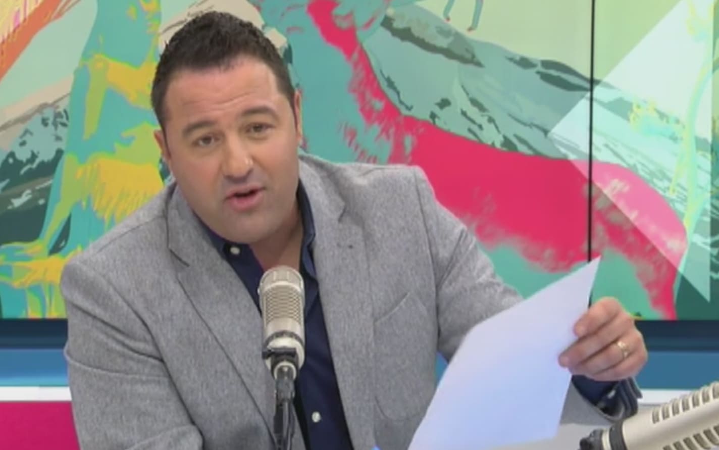 TV3's Duncan Garner reads Sky's statement announcing free-to-air coverage of the Americas Cup.
