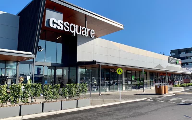 Australian shopping centre thrown into lockdown after alleged machete ...