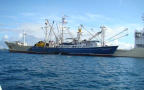 US Raffaello alongside mother ship Tai Fu No1.