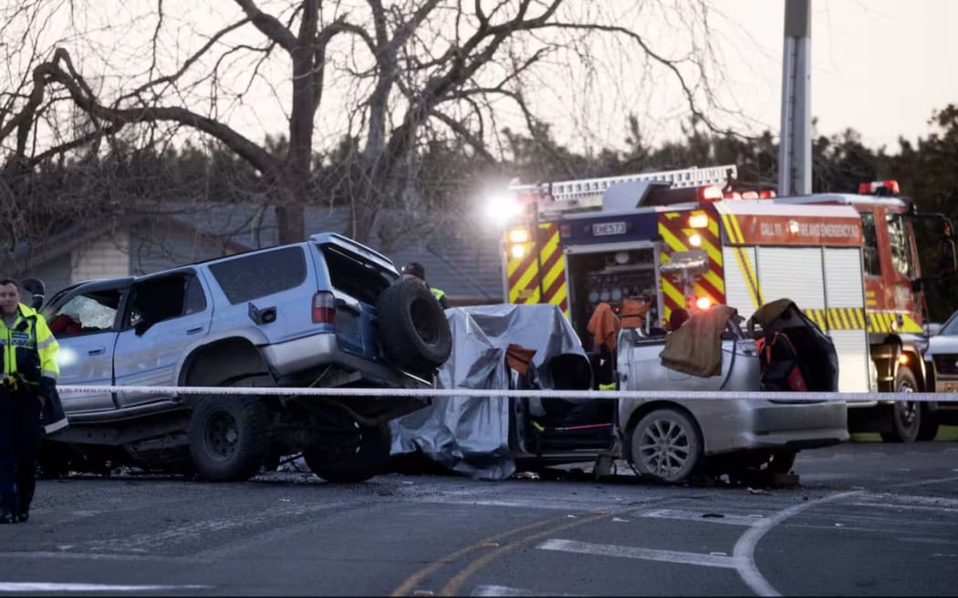 Three people have died in a crash near Geraldine on 21 August 2024.