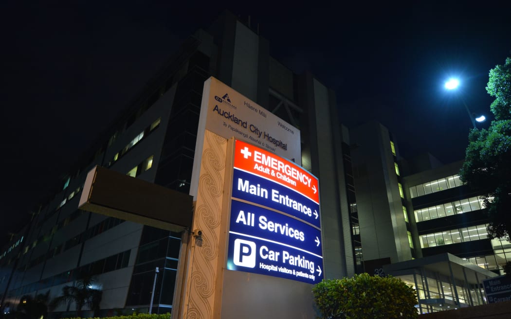 AUCKLAND - FEB 20 2016:Auckland City Hospital at night.