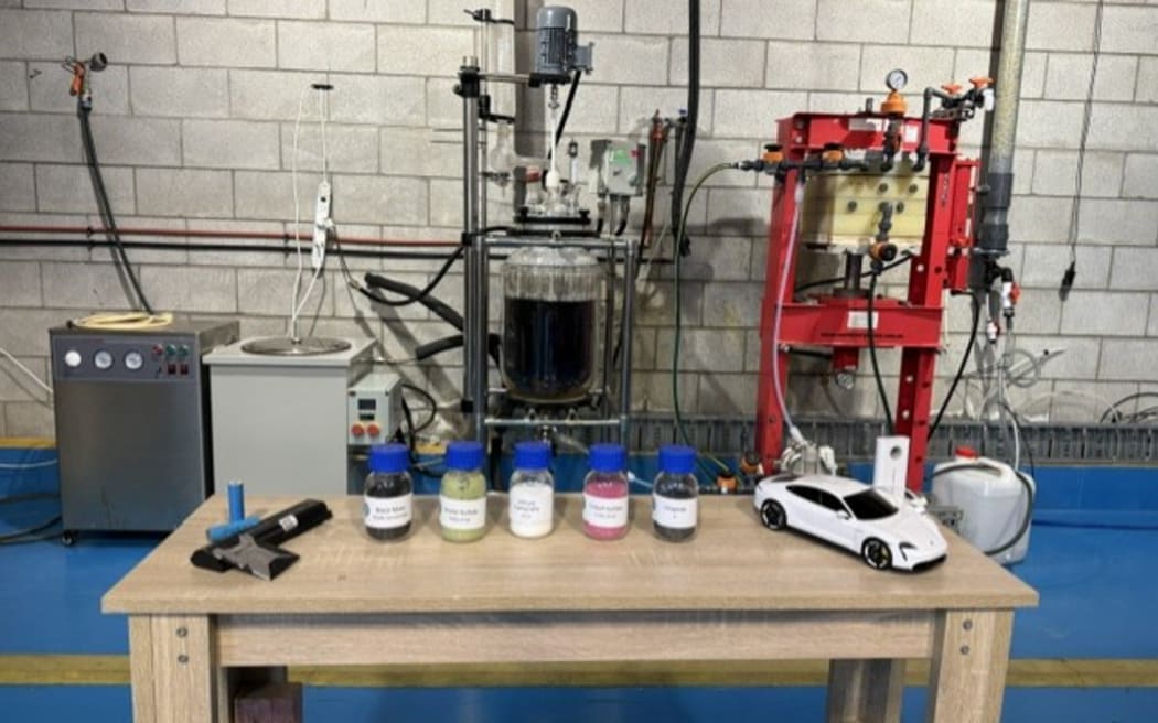 A table with the different kinds of lithium-ion batteries and the valuable critical metals that can be extracted by Mint’s groundbreaking technology.