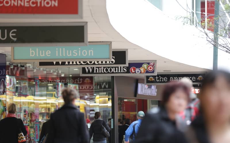 23062016 Photo: RNZ / Rebekah Parsons-King. Busy streets in Wellington.