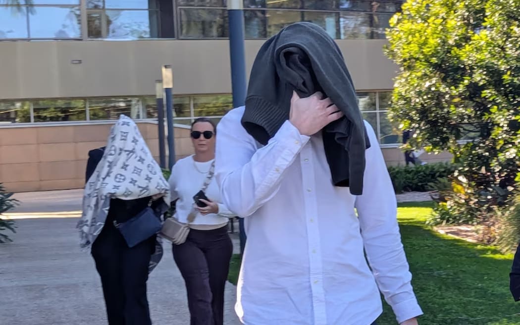 Oz war memorial vandalised - defendants