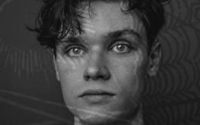 Finnegan Shanahan - The Two Halves