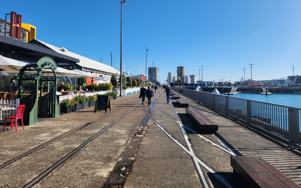 Without the bridge, a five minute walk to Wynyard Quarter turned into about a 15 minute detour.