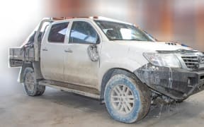 Police are continuing to appeal for and information on a white 2012 Toyota Hilux flat deck Ute, with no registration plates, an orange hazard light on the roof and aluminium dog cages on the back.