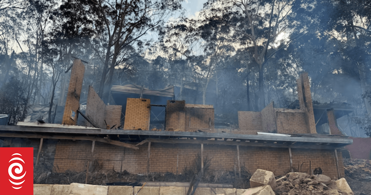 Fears number of homes lost in NSW fires could rise