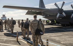 The last of NZ servicemen and women to serve at Camp Taji in Iraq head home.