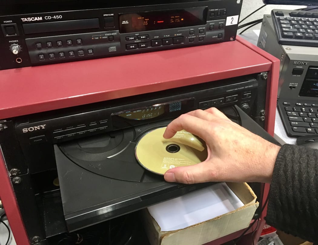 Robojock, the overnight CD player