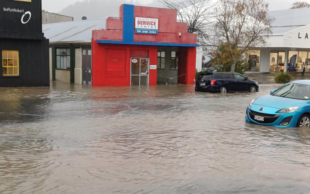 Flooding on Vanguard Street, Nelson.