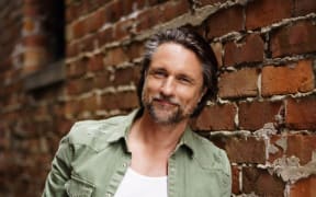 Martin Henderson