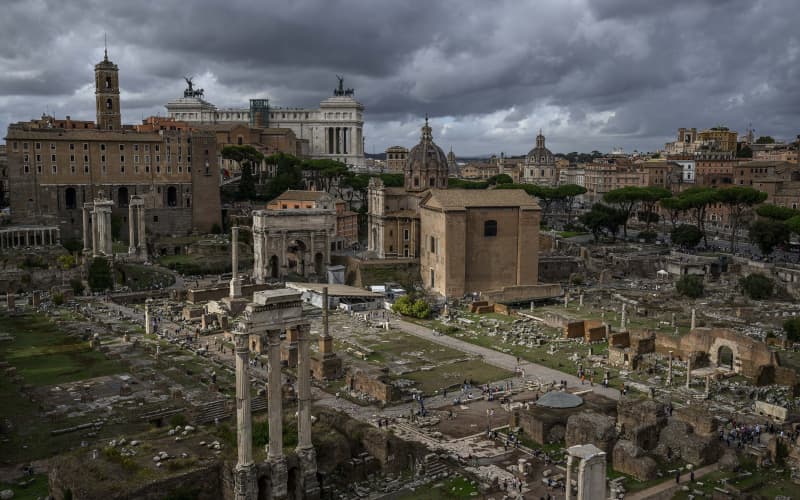 Analysis busts myths of Roman road network - and offers insight into ...