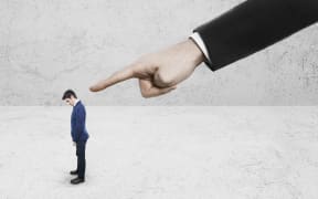 cconcept of mobbing to a young employee
