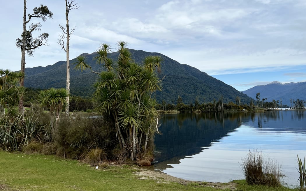 Cashmere Bay at Lake Brunner.
