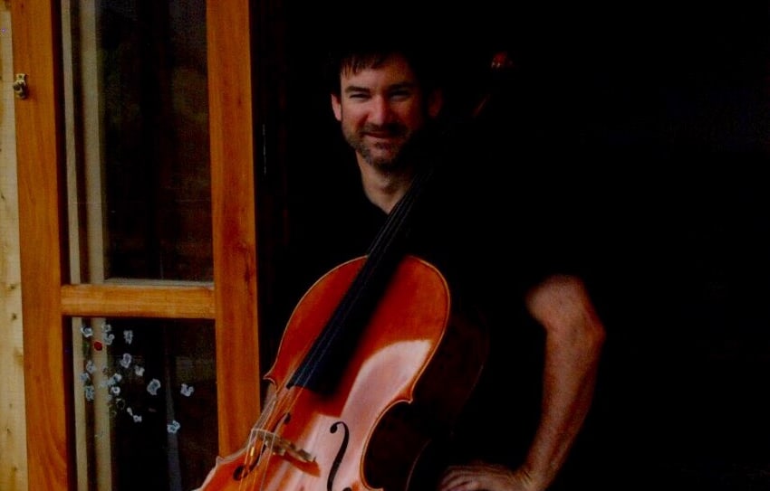 Ian Lyons, luthier (1970-2015