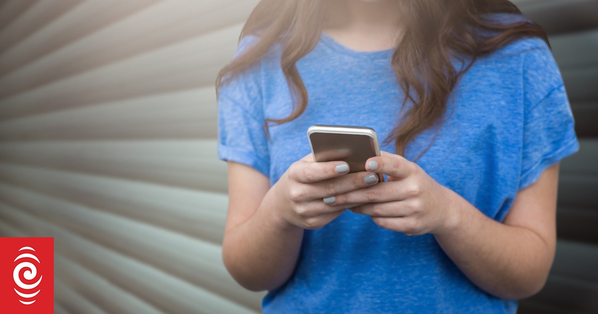 Who is the best mobile phone service provider? RNZ News