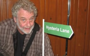 Jack Perkins visits Hysteria Lane
