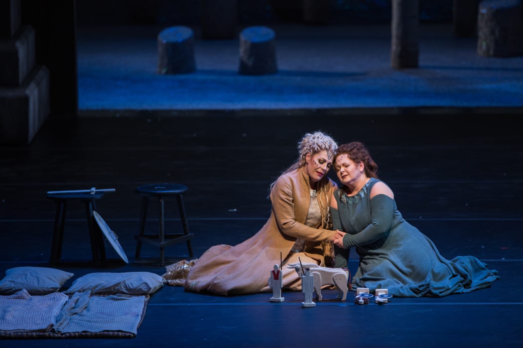 Sondra Radvanovsky and Elizabeth DeShong in Bellini's Norma