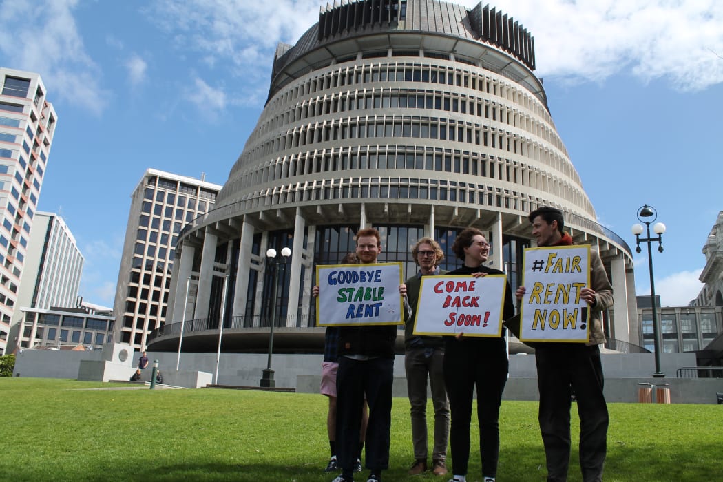 Renters United staged a farewell to the rent freeze outside Parliament on 25 September, 2020.