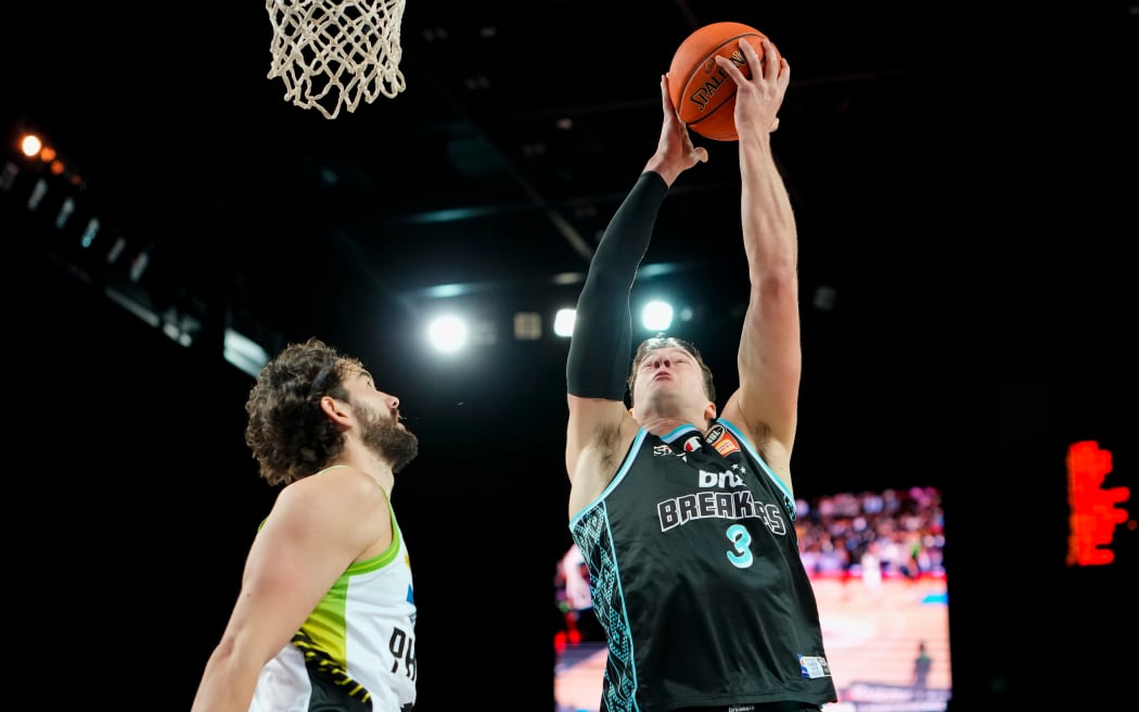Breakers forward Sam Mennenga aims for the basket during their NBL basketball match against Melbourne Phoenix, at Spark Arena, Auckland, October 8th 2025.
© Mandatory credit: Blake Armstrong / www.photosport.nz