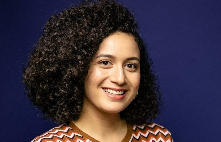 Rose Matafeo with her award for the best comedy show at the Edinburgh Comedy Festival.
