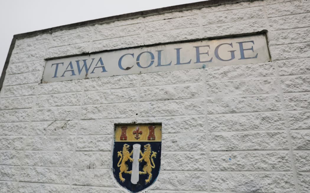 Tawa College
