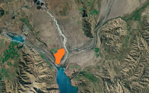 Plan to build New Zealand's largest solar farm in Mackenzie Basin goes ...