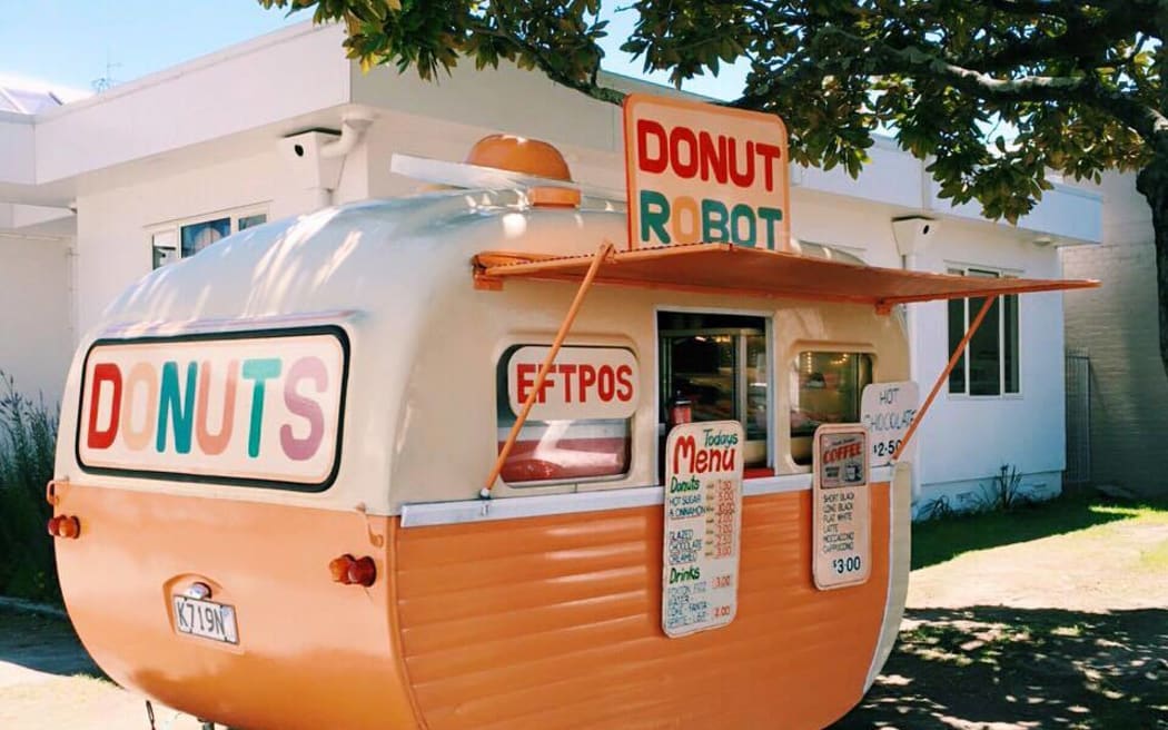 Donut Robot Caravan