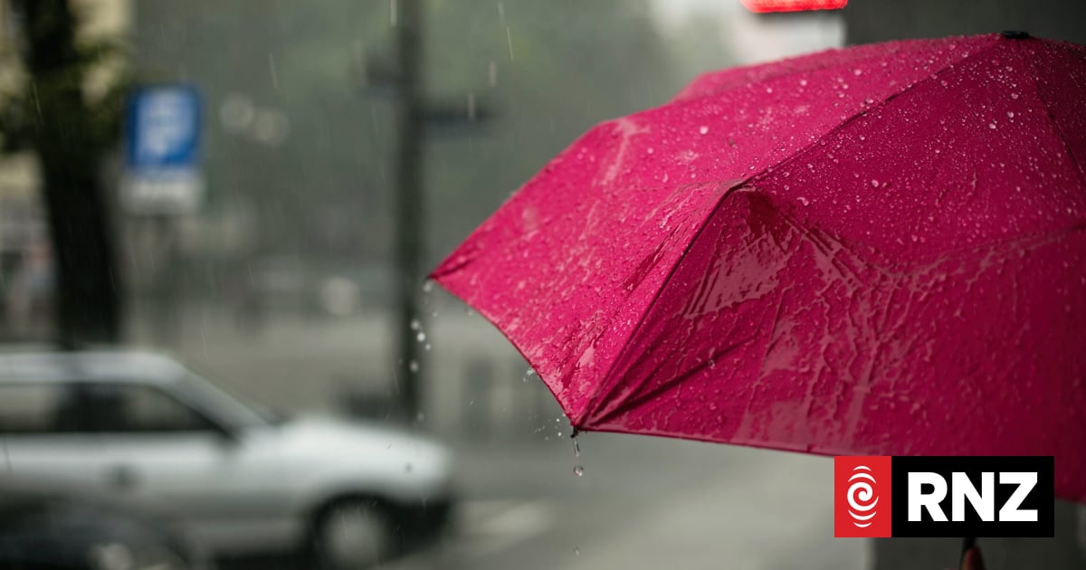 'Large damaging hail': Severe thunderstorm warning issued for Canterbury