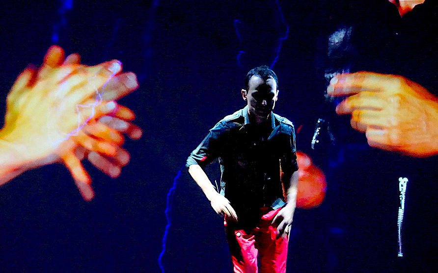 Body percussionist Tupac Mantilla