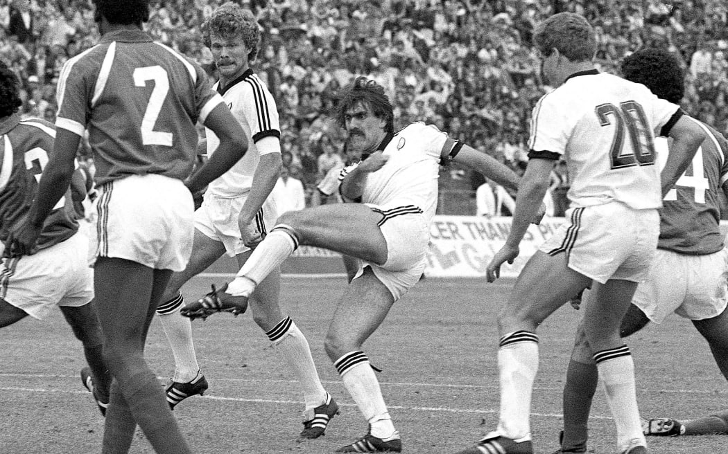 Ricki Herbert, Steve Sumner and Grant Turner play Saudi Arabia, 1981, in qualification for 1982 Wold Cup.