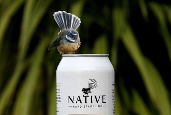 Native hard sparkling