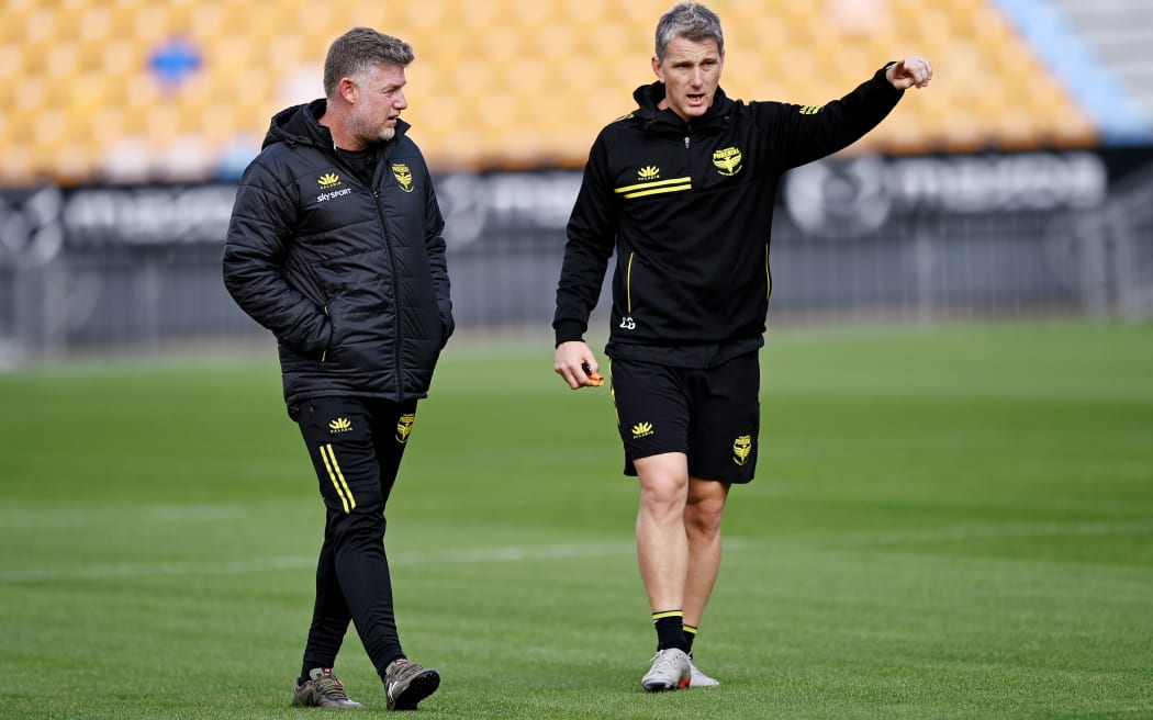 Former Wellington Phoenix head coach Ufuk Talay and assistant coach Chris Greenacre in May 2021.