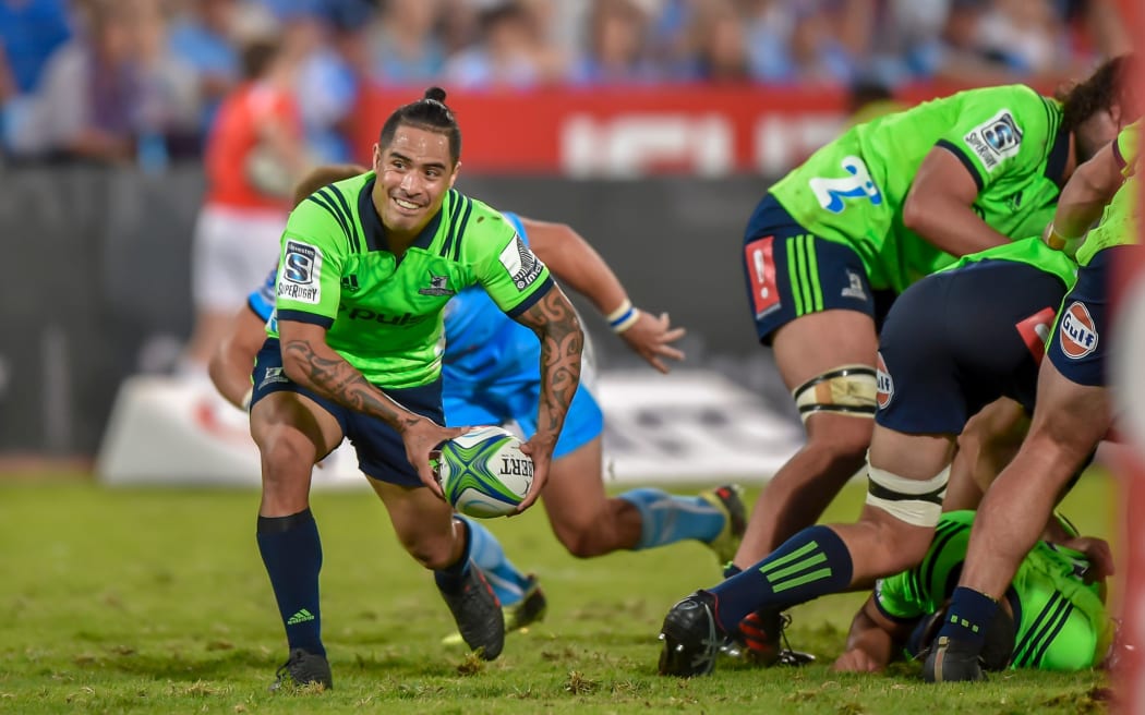 Highlanders halfback Aaron Smith