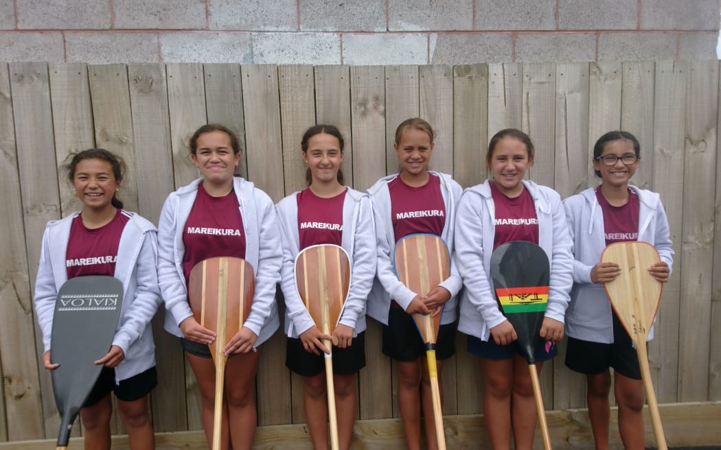 The Mareikura Kotiro intermediate waka ama sprint team.