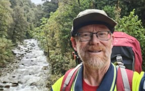 Gavin Baxter walking the length of New Zealand to raise money for foodbanks.