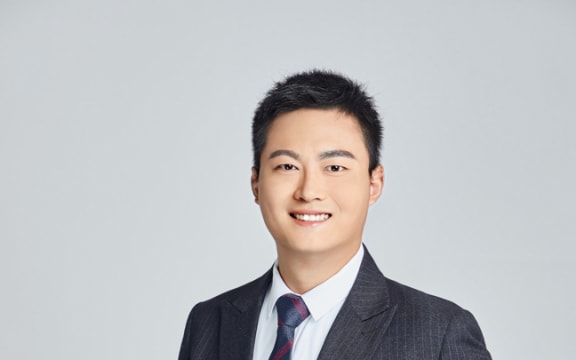 Leon Chen has been working as a broker more than 11 years in Auckland.