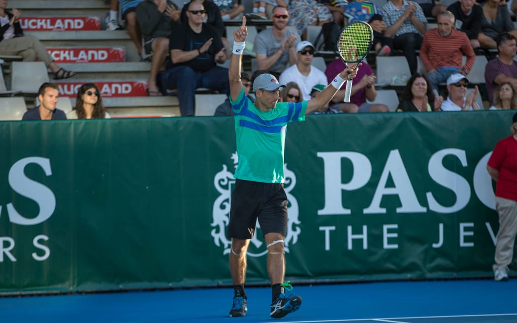 Artem Sitak wins NZ Championship 2016.