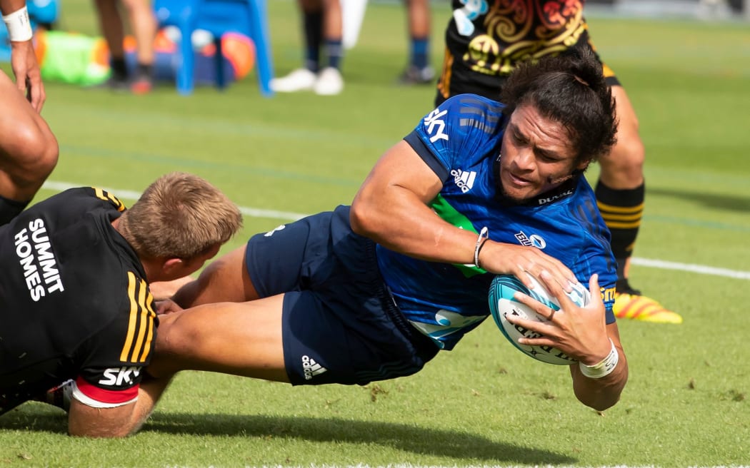 Caleb Clarke goes over to score a try during the Super Rugby Pacific, 5 March 2022 at Eden Park.