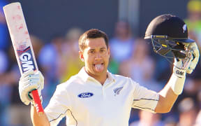 Ross Taylor celebrates his double century, Perth, 2015.