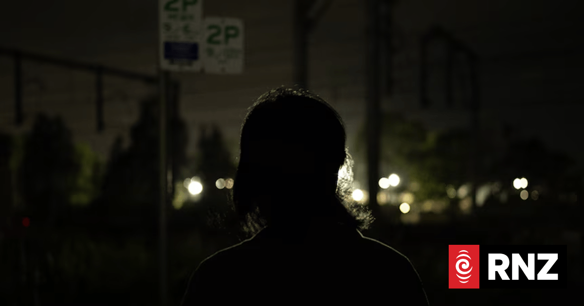 Article image for: Suspected serial offender linked to Islamic State walks free over filmed Sydney gay bashing