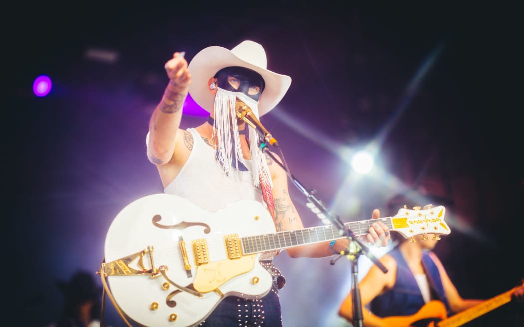INDIO, CALIFORNIA - APRIL 24: Orville Peck performs onstage at the Gobi Tent at the 2022 Coachella Valley Music And Arts Festival on April 24, 2022 in Indio, California.   Matt Winkelmeyer/Getty Images for Coachella/AFP (Photo by Matt Winkelmeyer / GETTY IMAGES NORTH AMERICA / Getty Images via AFP)
