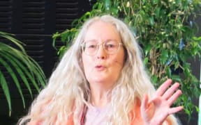 Elizabeth Knox