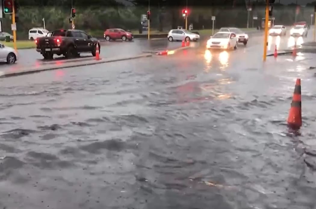 Auckland intersection during heavy rain on 21/3/22