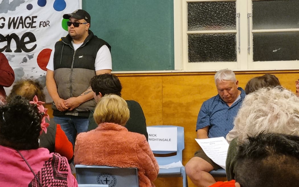 Resene meeting in Naenae - Living Wage