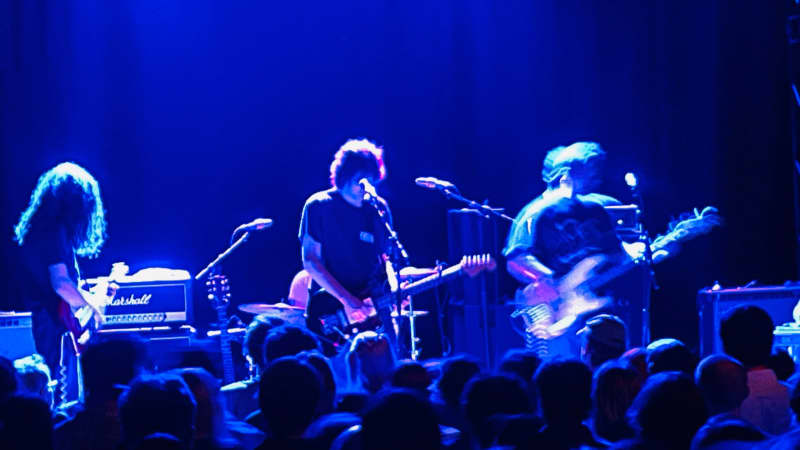 MJ Lenderman play at Meow Nui in Wellington.