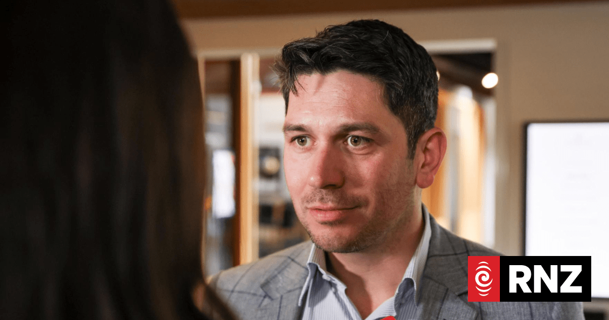 Golden Bay Air to receive $1.1 million government loan to maintain regional flights