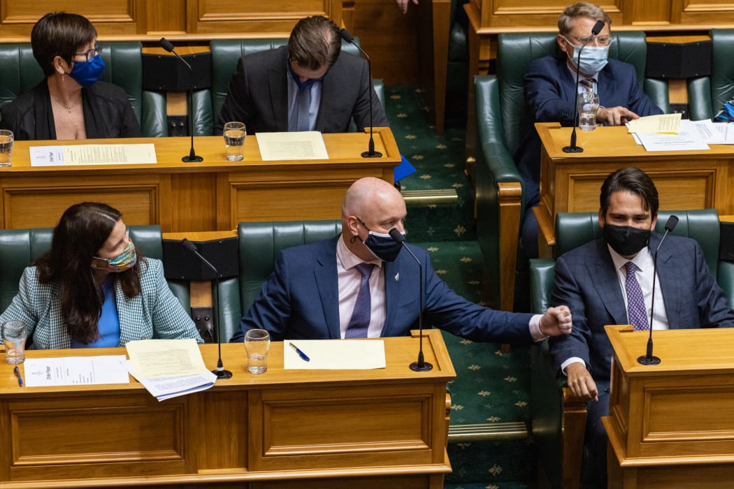 Christopher Luxon congrats Simon Bridges on his first finance Question Time